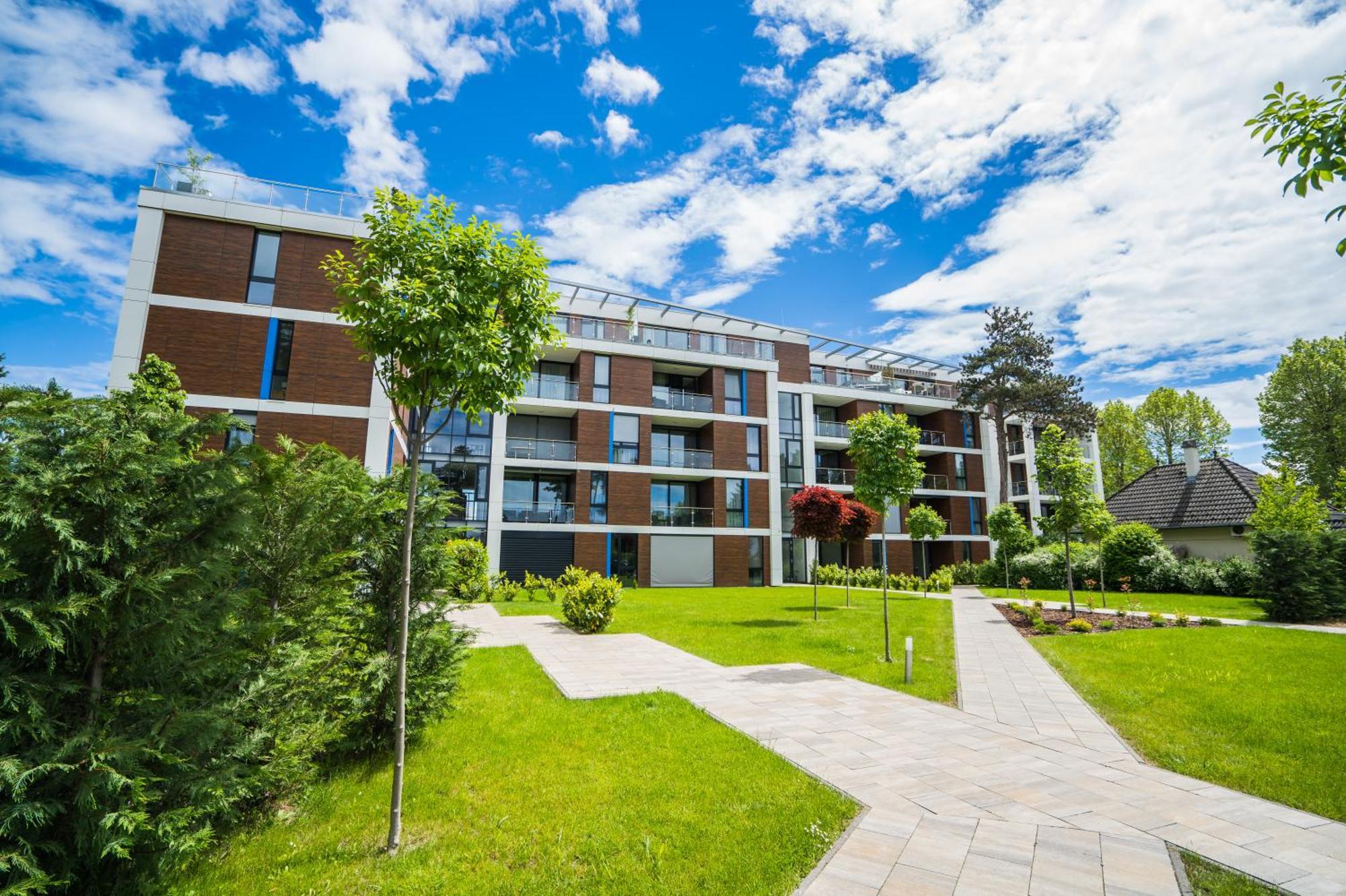 Mf Port Azur Wellness Apartments Siófok Eksteriør bilde