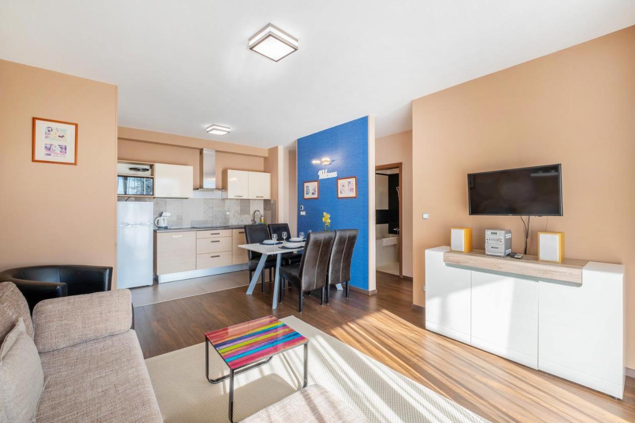 Mf Port Azur Wellness Apartments Siófok Eksteriør bilde