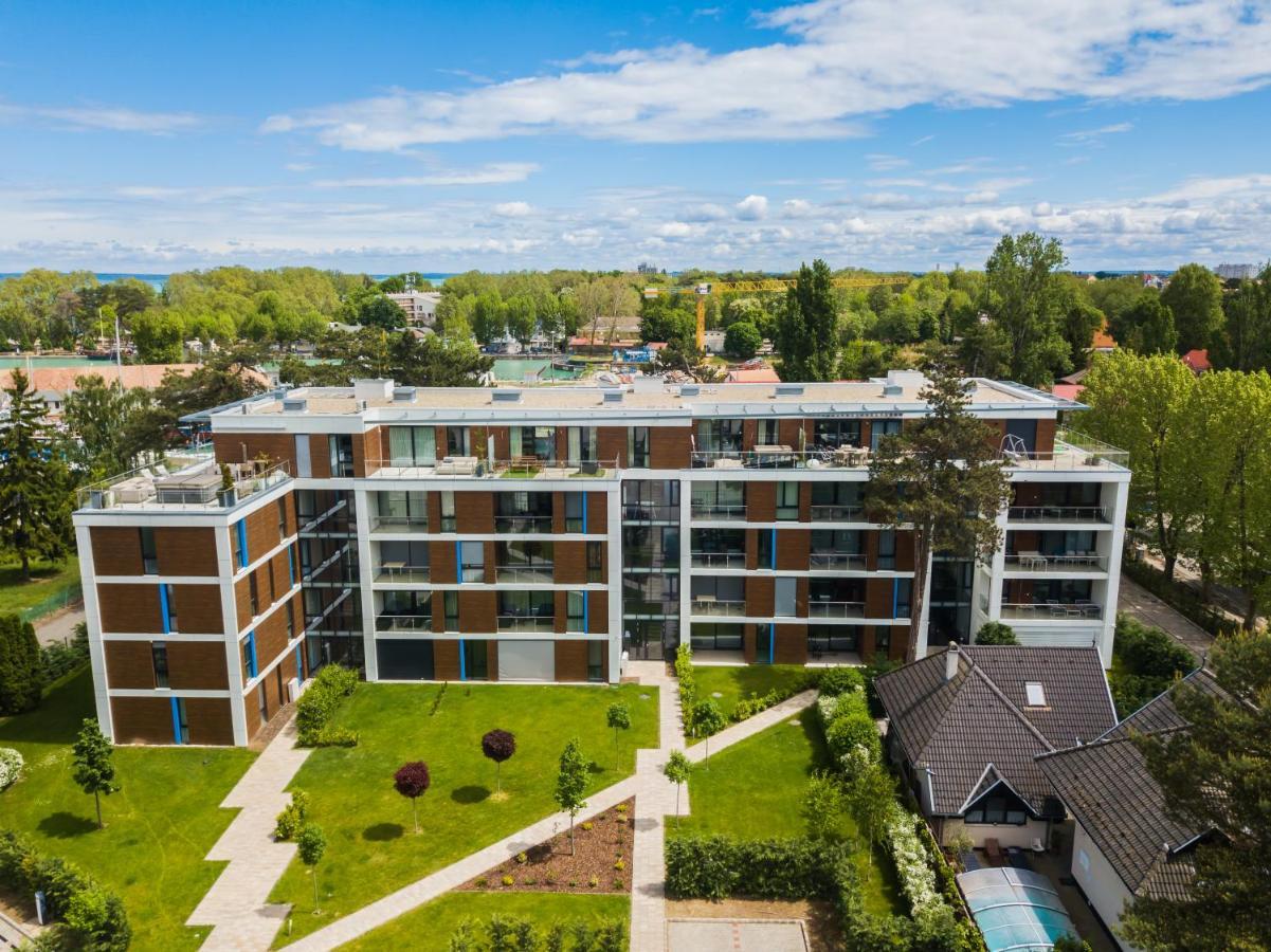 Mf Port Azur Wellness Apartments Siófok Eksteriør bilde